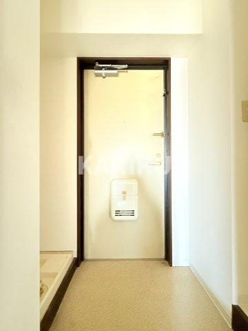 オーキッドコート玉造の玄関