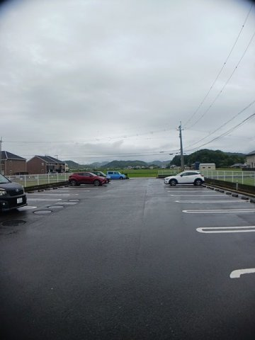 【駐車場】 | プランドール　２ | 駐車場があります