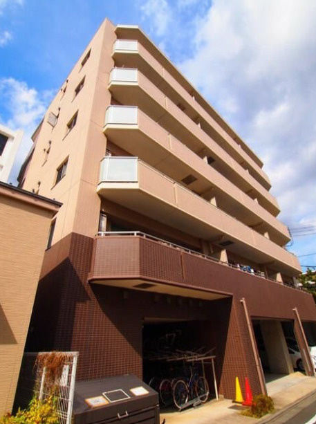 ウィスタリア調布の外観