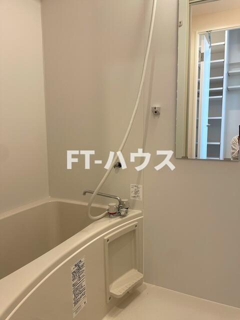 コポリフラットの浴室