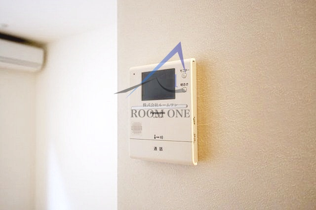 セレ板橋本町のセキュリティ|モニター付きインターホンです。