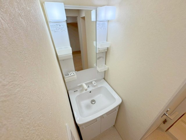 第7高光マンションの独立洗面台