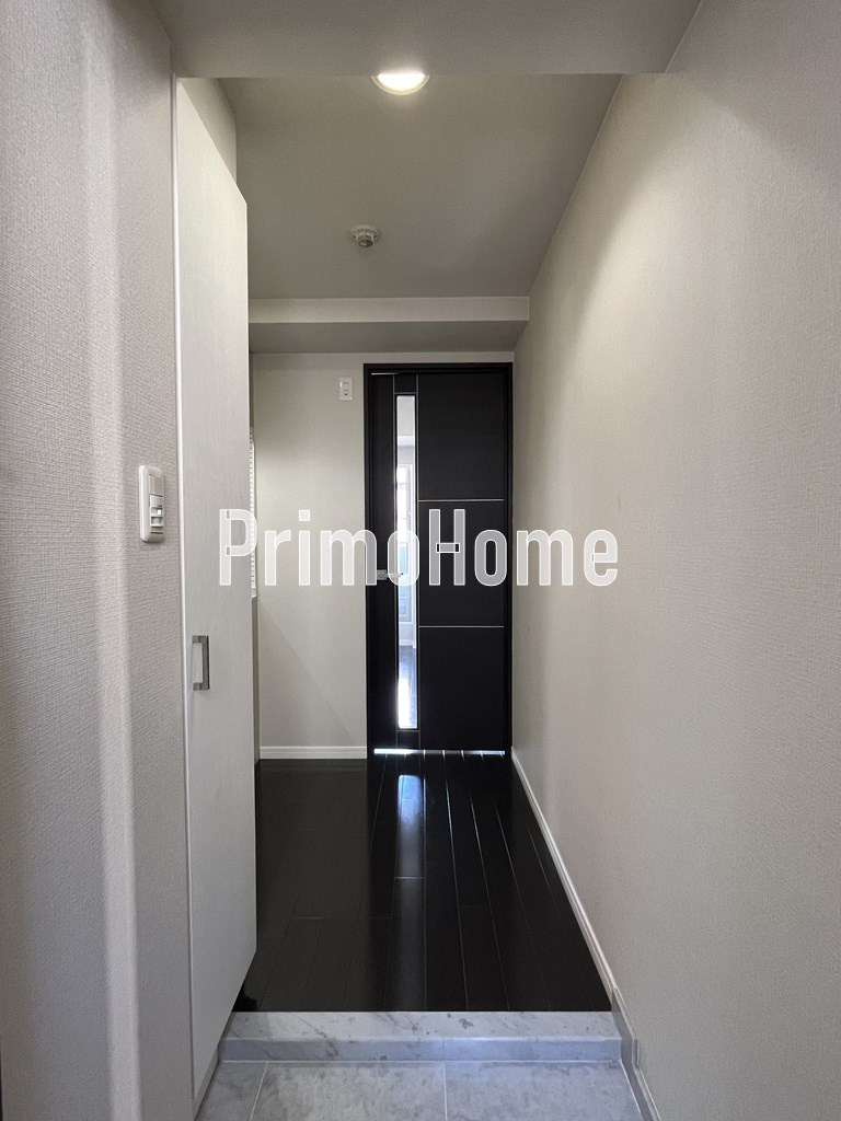 メインステージ浜松町の玄関