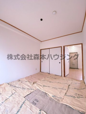 【寝室】 | 　カトレヤマンション | 落ち着いて過ごせるお部屋なので、寝室にいかがでしょうか