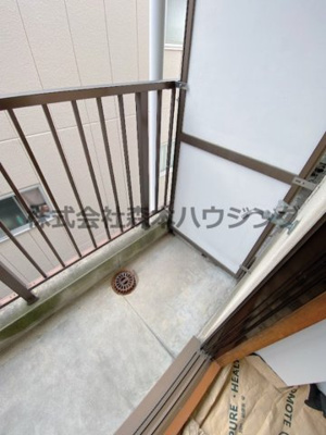 【設備】 | 　カトレヤマンション | 洗濯機置き場です