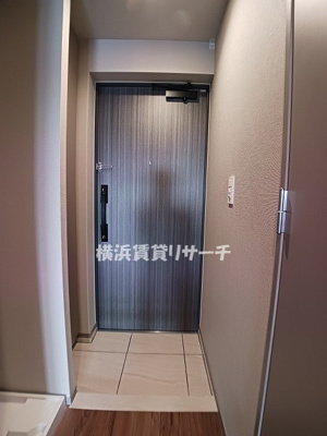 【玄関】 | リルシア横濱東