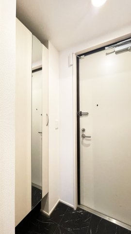 リーリエ中吉野の玄関