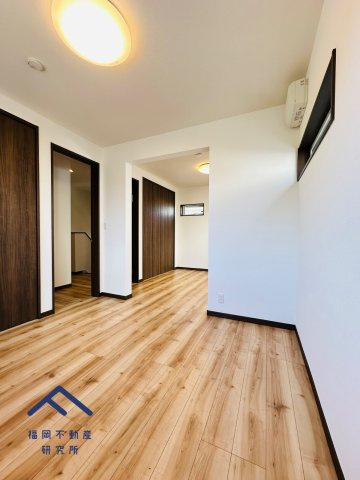 小郡市二森　戸建ての洋室