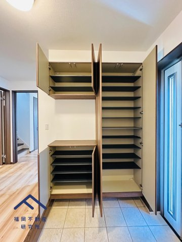 小郡市二森　戸建ての洋室