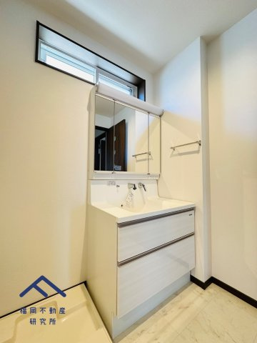 小郡市二森　戸建ての独立洗面台