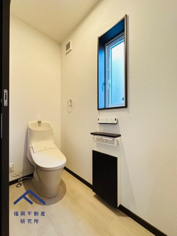 小郡市二森　戸建てのトイレ