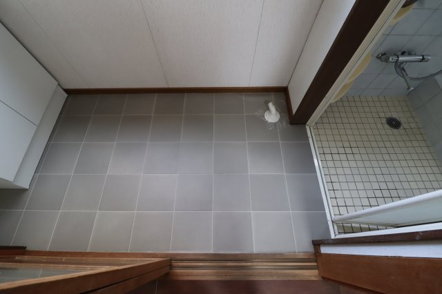 深草西浦町5丁目貸家の洗面所