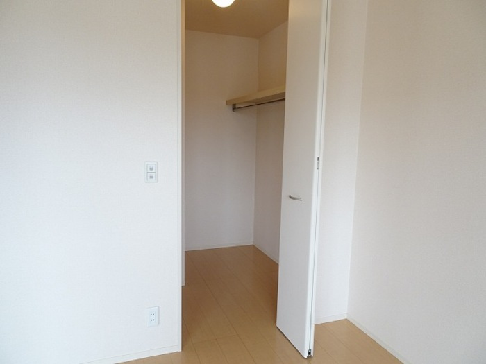メルシー　Dの収納|こまごまとしたものを収納できそうですね