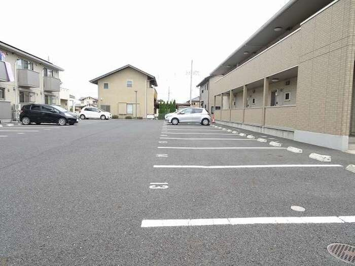 メルシー　Dの駐車場|駐車場があります