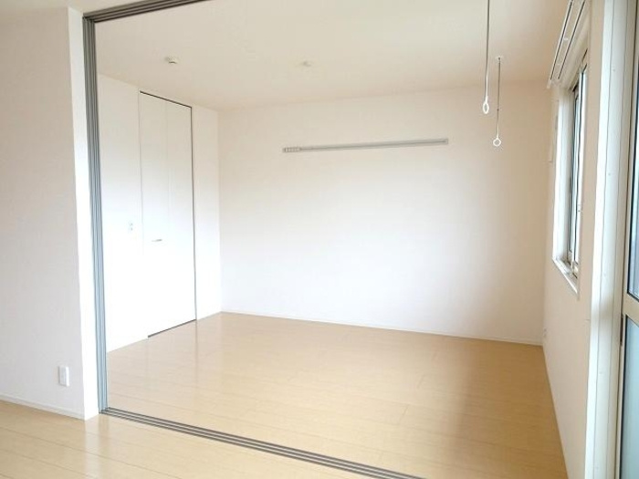 メルシー　Dの洋室|個人の部屋や寝室として使える洋室です