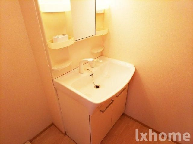 アーバンヒルズの洗面所|脱衣スペースもあります