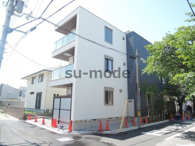 Alegria高槻本町の外観