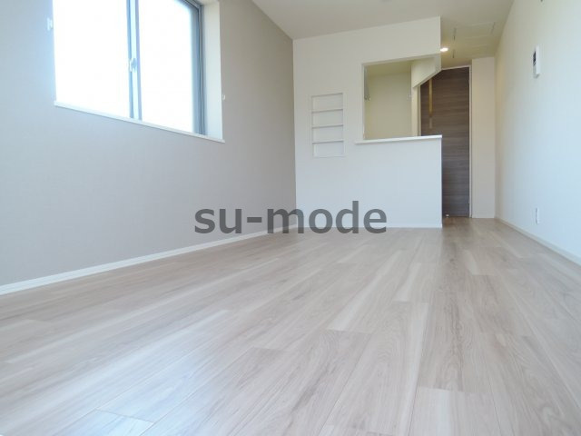 Alegria高槻本町の居間・リビング