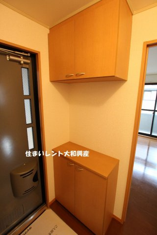 サンフルさがみ野の玄関