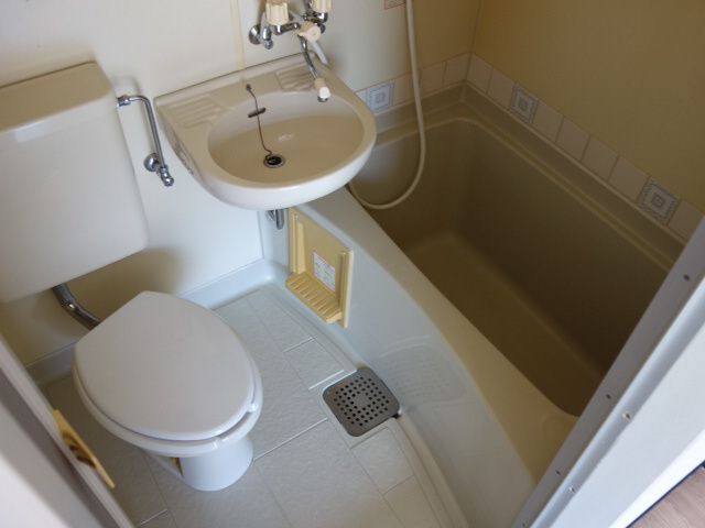 アクセルⅢの浴室