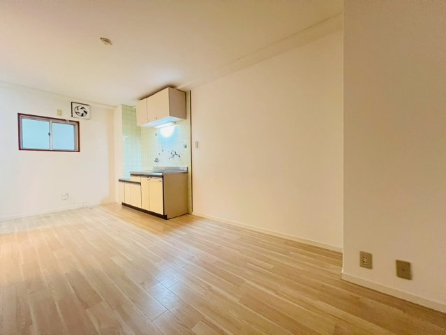 シャトー朝霧の居間・リビング