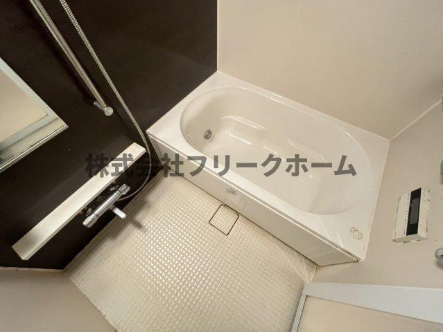 小金井市桜町２丁目の賃貸マンションの浴室