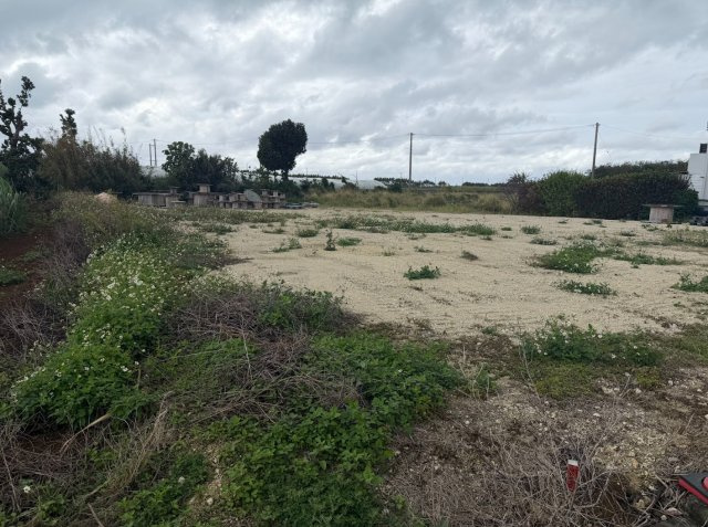 与那覇土地（３００坪）の外観