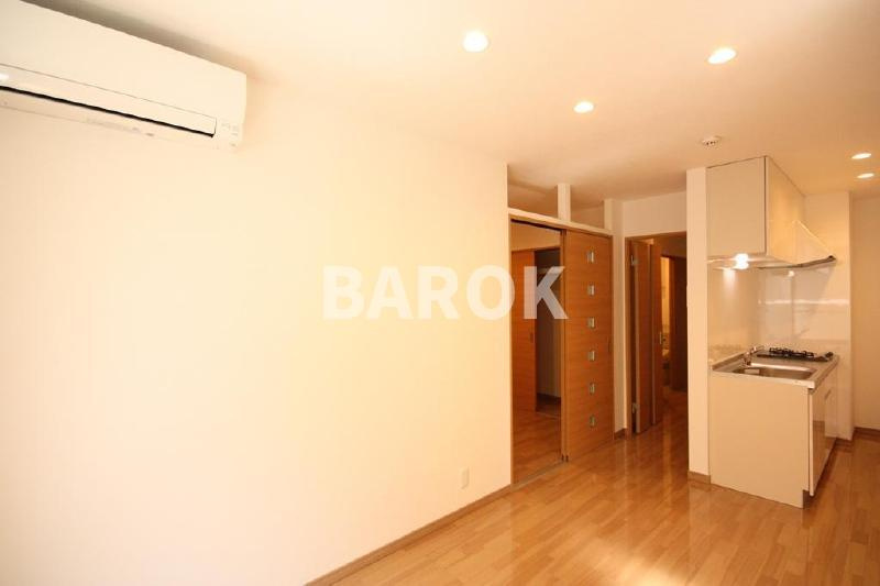 バーンメアオ　ＺｉＺｉの内装