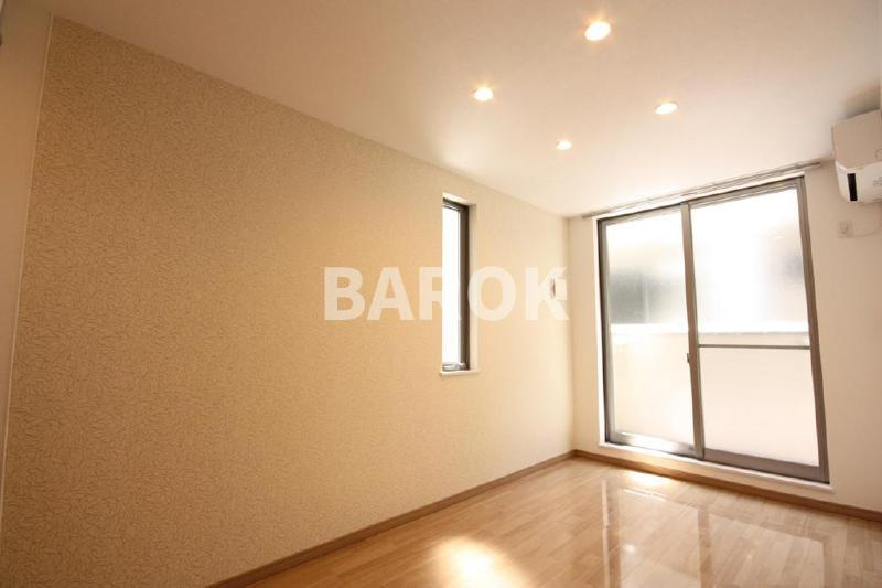 バーンメアオ　ＺｉＺｉの居間・リビング