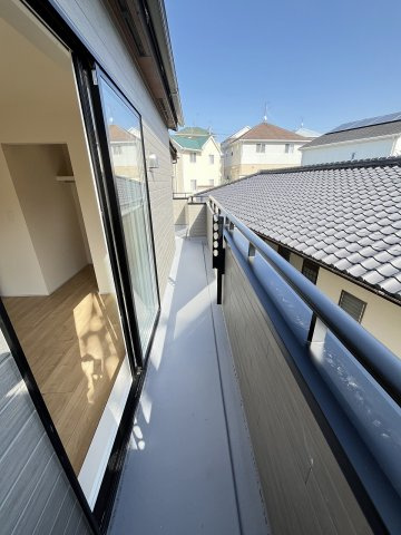 【バルコニー】 | 糟屋郡志免町桜丘1丁目　1号棟（全2棟）【仲介手数料無料・0円】 | 施工例。施工例は完成時と異なる場合があります。