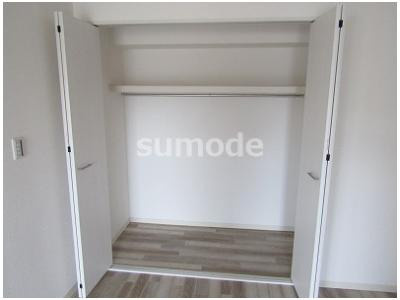 フロレアール・ジーアのその他