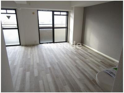 フロレアール・ジーアの外観