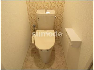 フロレアール・ジーアのトイレ