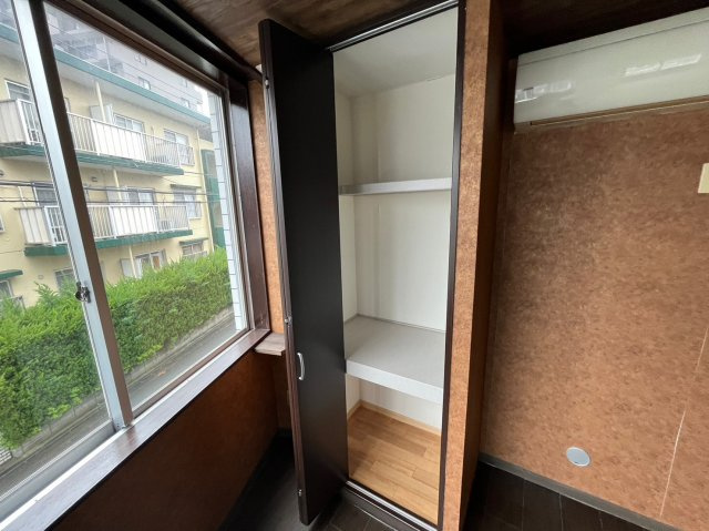 マルシンビルの収納