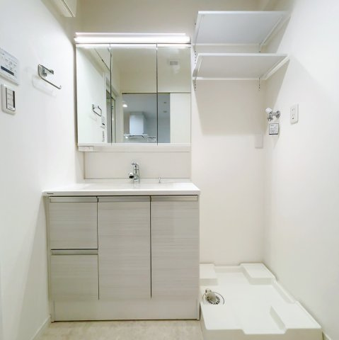 パインクレスト信濃町の独立洗面台