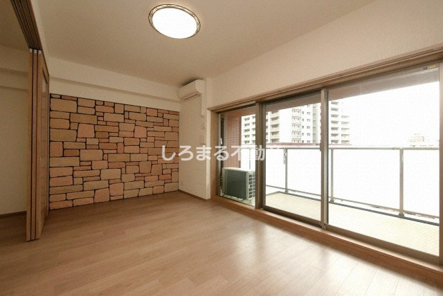 プレジオ阿波座の居間・リビング