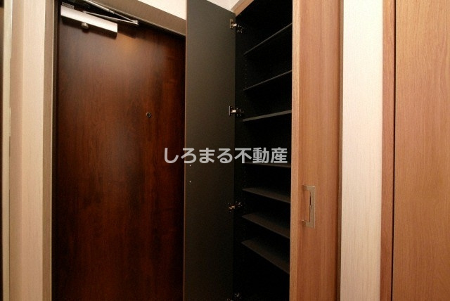 プレジオ阿波座の収納