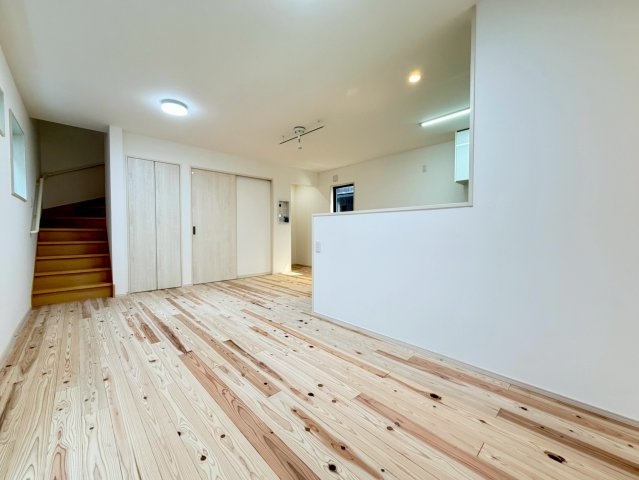 原良6丁目戸建ての居間・リビング