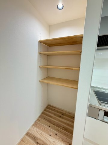 原良6丁目戸建ての収納