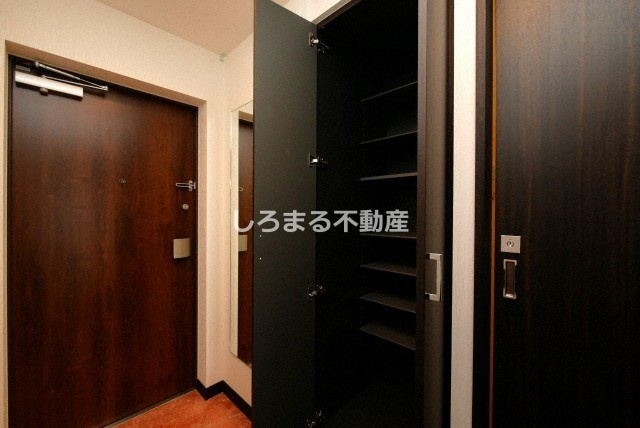 プレジオ阿波座の収納
