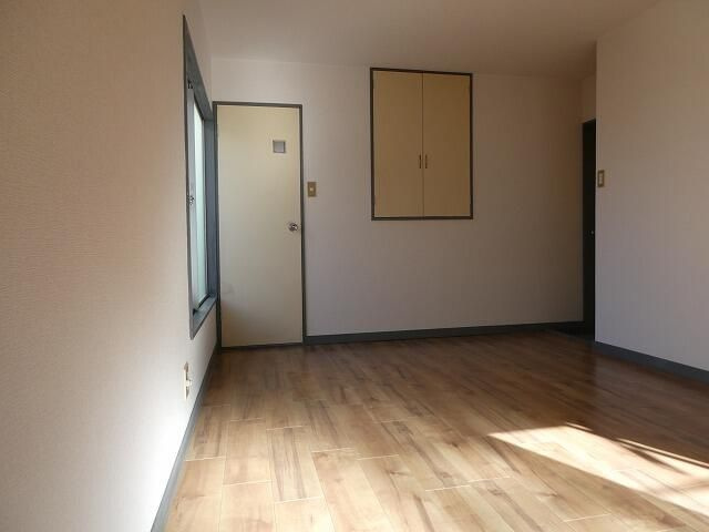 サンハイム大山の居間・リビング