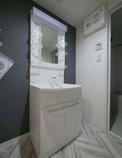 THE CLASS Luxury residenceの洗面所
