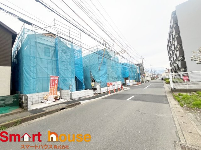 座間市入谷西　新築全16棟の前面道路含む現地写真