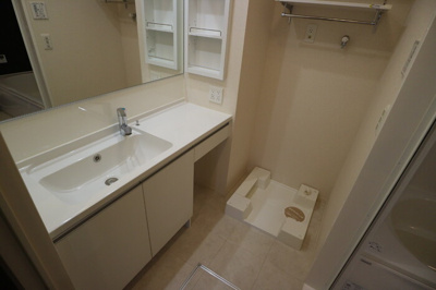 【洗面所】 | オレンジコート