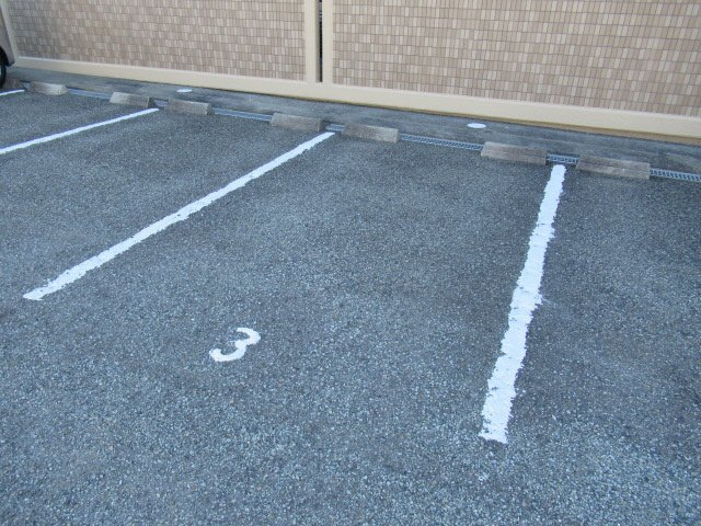 有瀬グランドハイツの駐車場