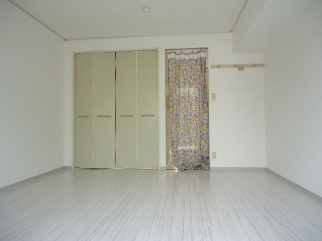 セジュール今寺の居間・リビング