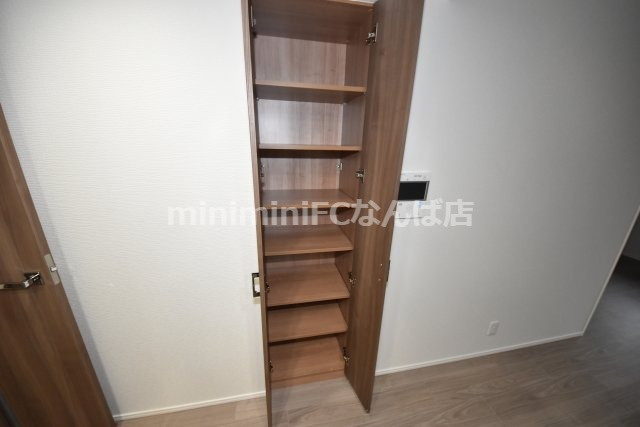 リーガル靭本町