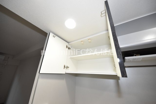 リーガル靭本町