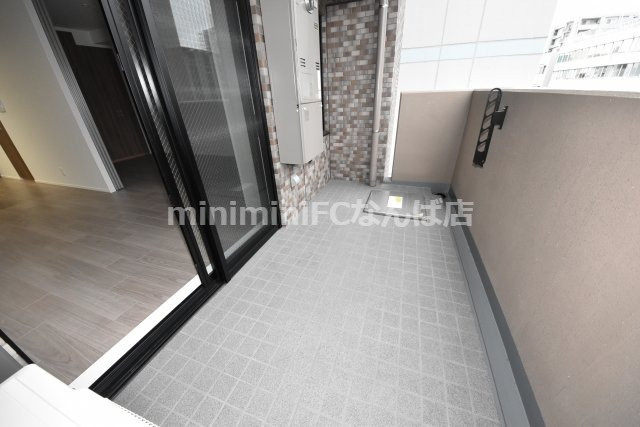 リーガル靭本町のバルコニー