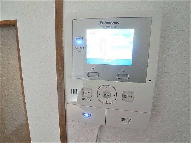 熊野町５丁目貸家の設備|室内で来訪者を確認出来ます。